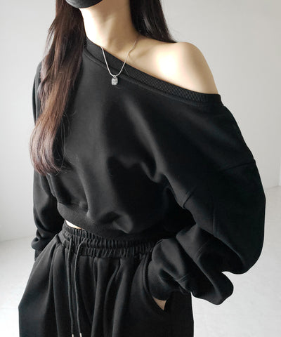 【 セットアップ 】ワンショルダーショートスウェットトップス ＋ タックワイドパンツ SET ／ off shoulder short sweat tops & tack wide pants SET