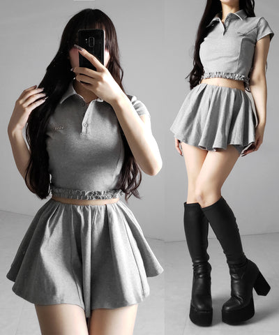 【 セットアップ 】ロゴプレート半袖トップス＋フレアミニスカパン SET ／( SETUP ) logo plate short sleeve tops + flared mini skirt pants