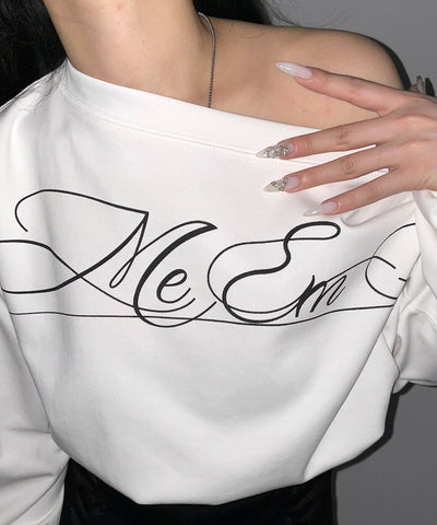 レタリングロゴワンショルショートスウェットライクトップス ／ lettering logo one-shoulder short sweatlike tops