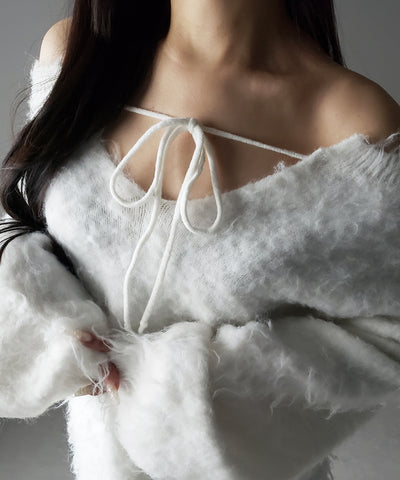 ストラップリボンオフショルオーバーシャギーニット ／ strap ribbon off shoulder over shaggy knit