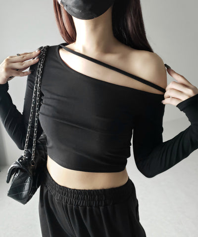 【 ３color 】ストラップワンショルダーショートカットソートップス ／ strap one shoulder short cutsew tops