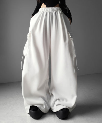 【 裾絞り可能２WAY 】ドローコードタックワイドカーゴスウェットパンツ ／ drawcord tuck wide cargo sweatpants