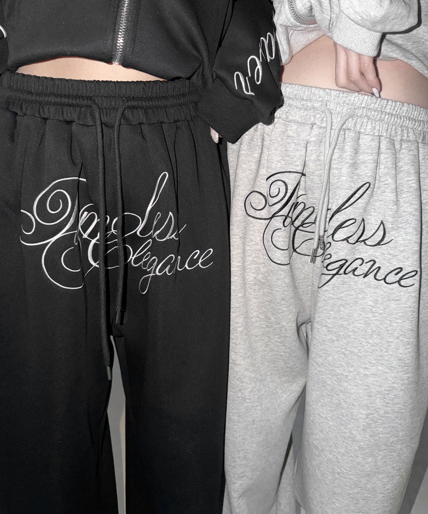 フロントレタリングロゴ刺繍ワイドスウェットパンツ ／ front lettering logo embroidery wide sweatpants