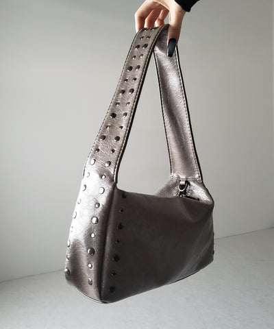【 ２color】スタッズデザインスクエアショルダーバッグ ／ stud design square shoulder bag