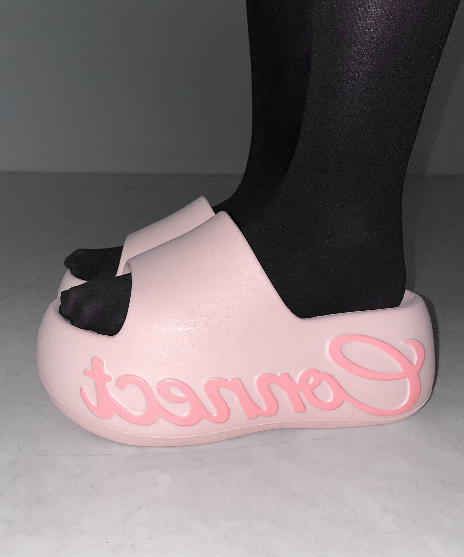 レタリングロゴ厚底スライドサンダル ／ lettering logo platform slide sandals