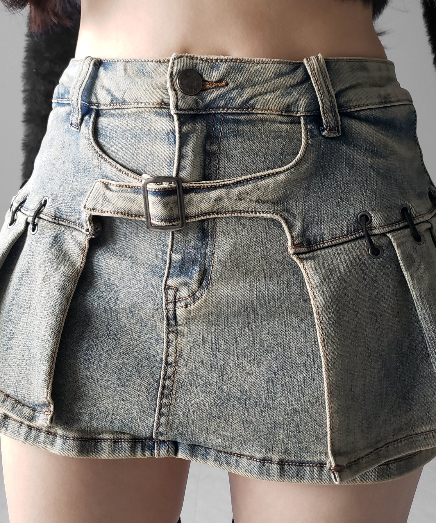 【 インパン裏地付 】ベルテッドマイクロプリーツデニムミニスカパン ／ belted micro pleats denim skirt pants