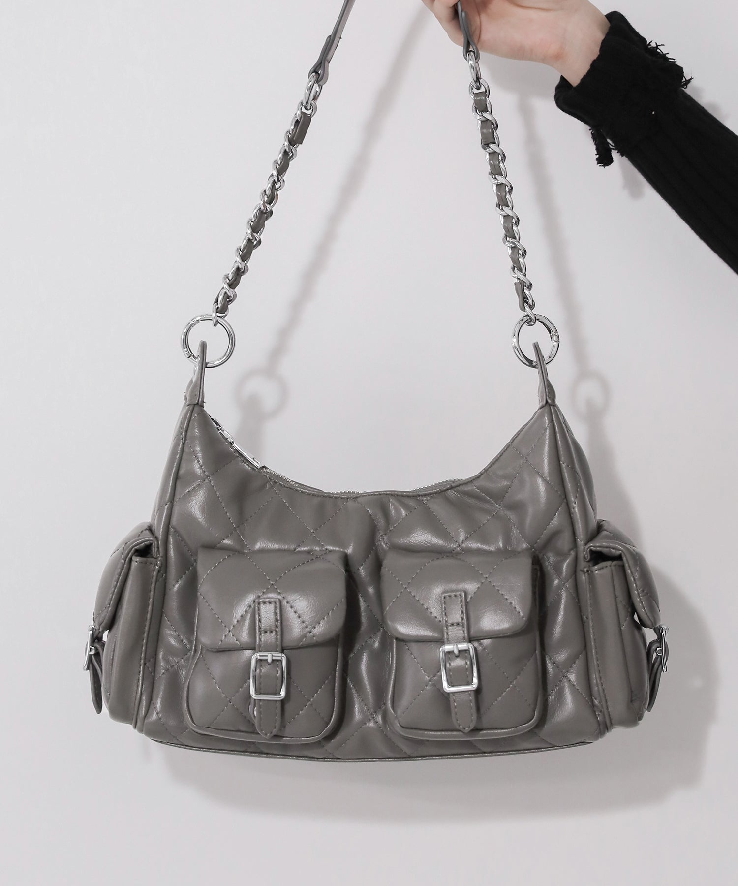 【 ２WAY 】アウトポケットキルティングチェーンショルダーバッグ ／ 2WAY out pocket quilting chain shoulder bag