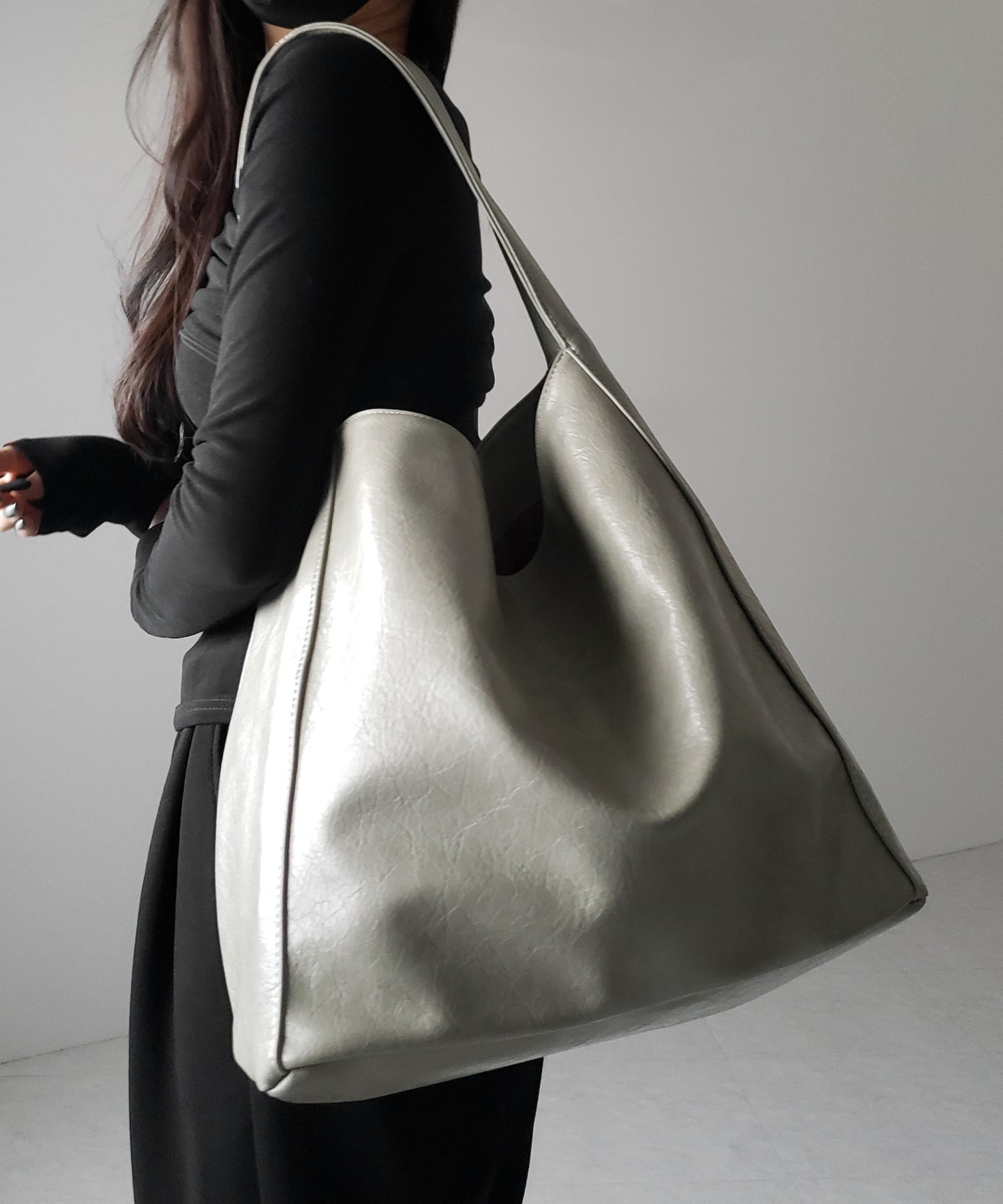 【 ２color ／ 大容量 】フェイクシボレザーワンハンドルショルダーバッグ ／ fake shibo leather onehandle shoulder bag