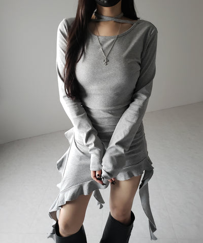 【 ３color 】クロスチョーカーアシンメトリーラッフルフリルトップス ／ cross choker asymmetry ruffle frill tops