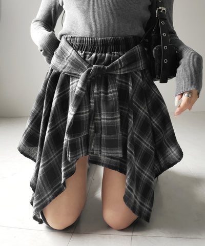 【 選べる２素材／インナーパンツ裏地付 】シャツレイヤードチェックミニスカート ／ shirt layered check mini skirt