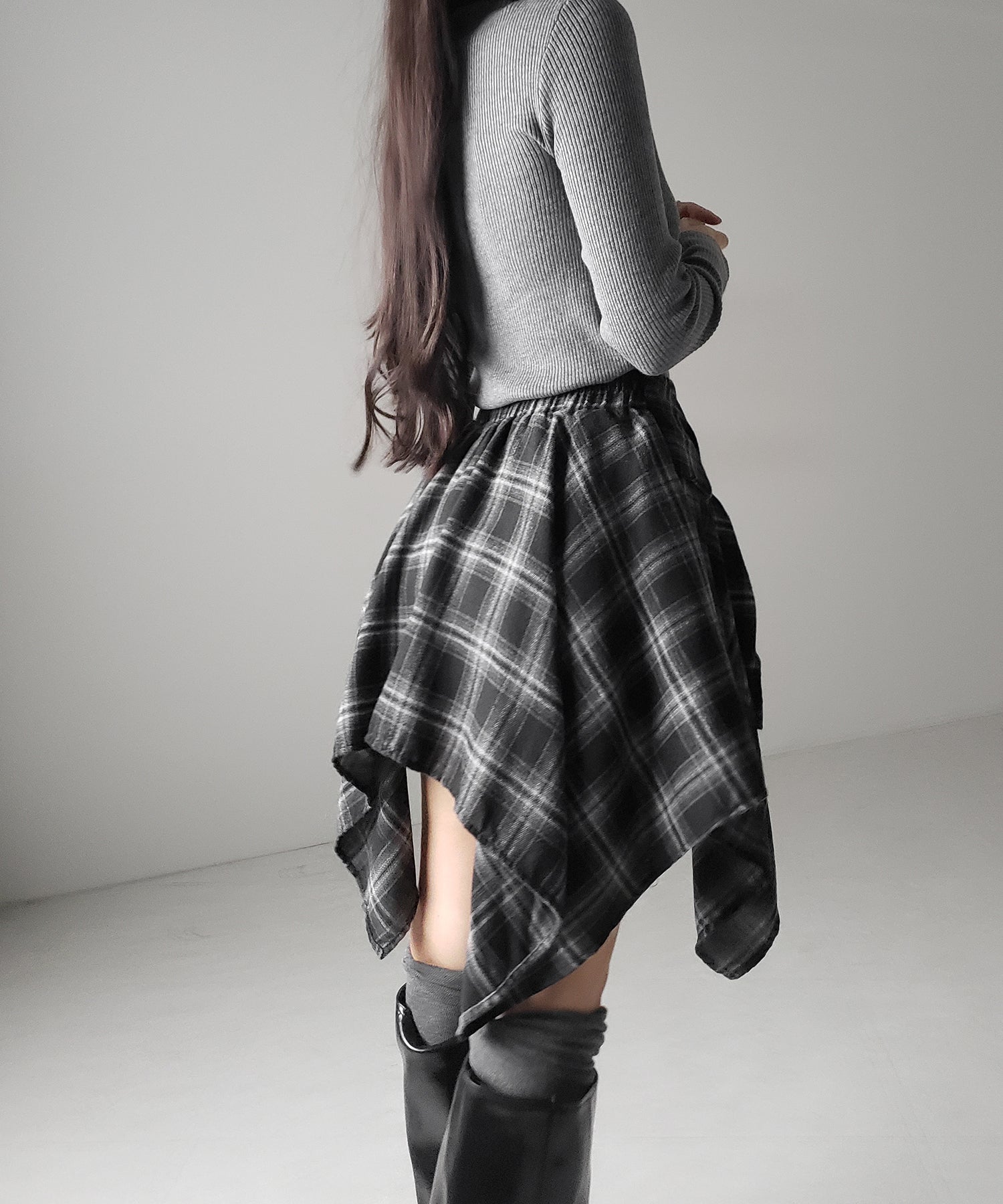 【 選べる２素材／インナーパンツ裏地付 】シャツレイヤードチェックミニスカート ／ shirt layered check mini skirt