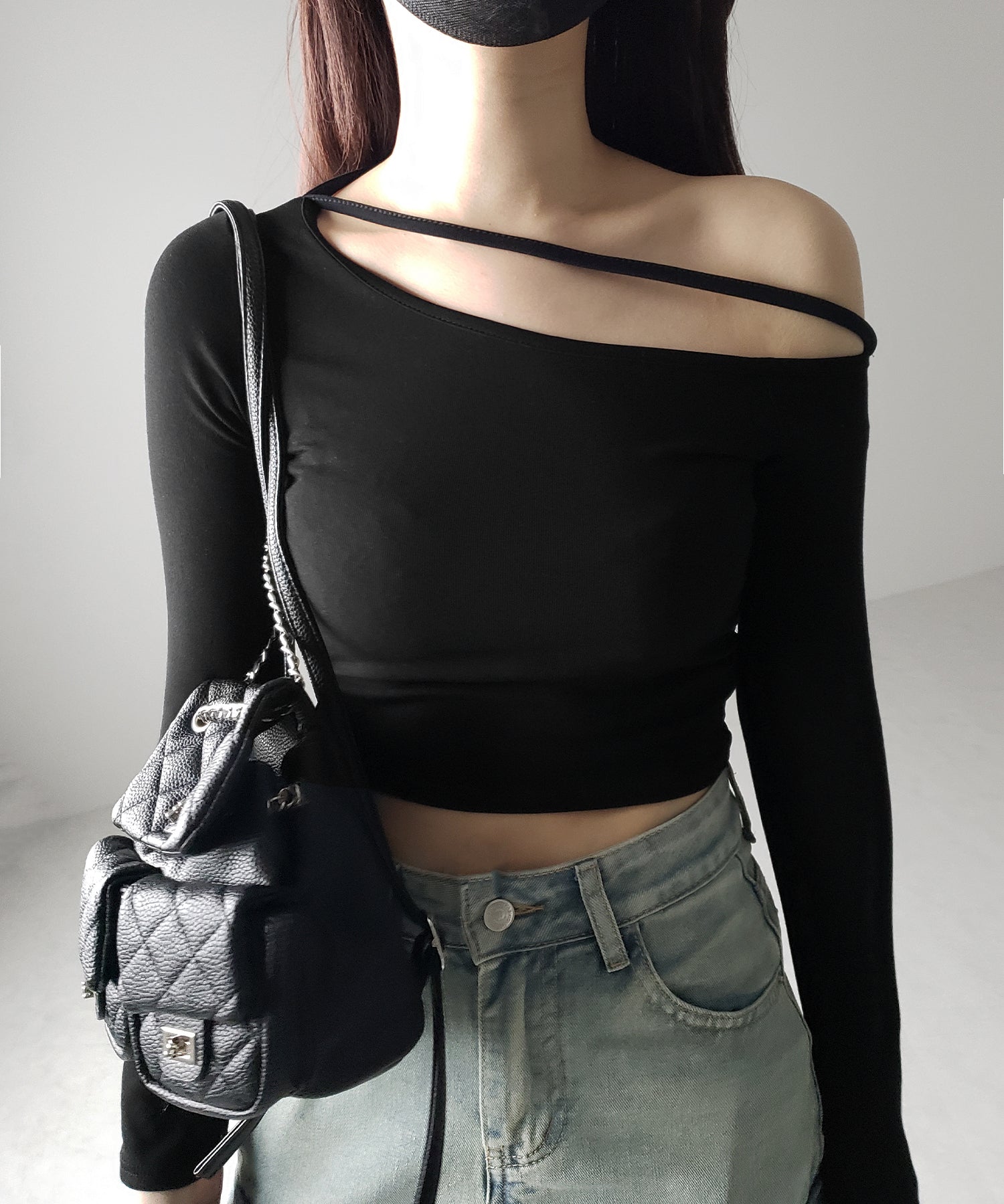 【 ３color 】ストラップワンショルダーショートカットソートップス ／ strap one shoulder short cutsew tops