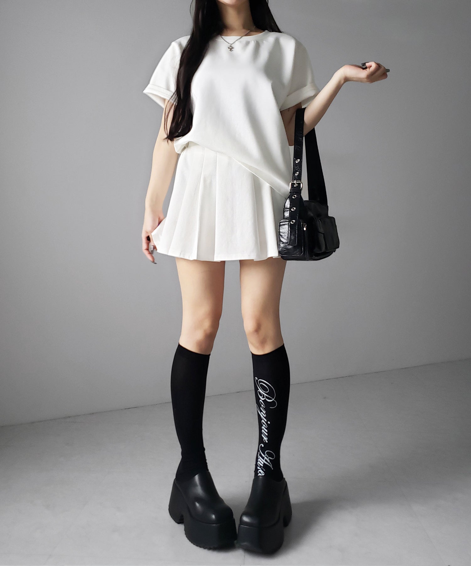 【 セットアップ 】オーバーサイズ半袖Ｔシャツ＋プリーツミニスカート SET ／( SETUP ) oversize shortsleeve Tee + pleated mini skirt SET
