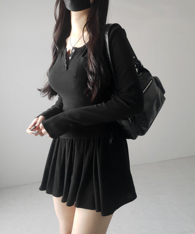【 ３color ／インナーパンツ裏地付 】ハイウエストカットフレアミニスカート ／ High waist cut flare mini skirt