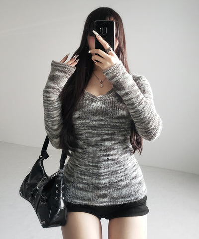 【 ワンショル可能な２WAY 】Ｖネックメランジスリムシアーニット ／ V-neck melange slim sheer knit