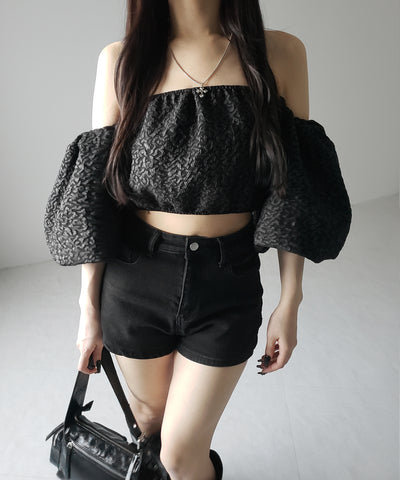 【 ２color 】オフショルダーボリュームパフショートブラウス ／ off shoulder volume puff short blouse