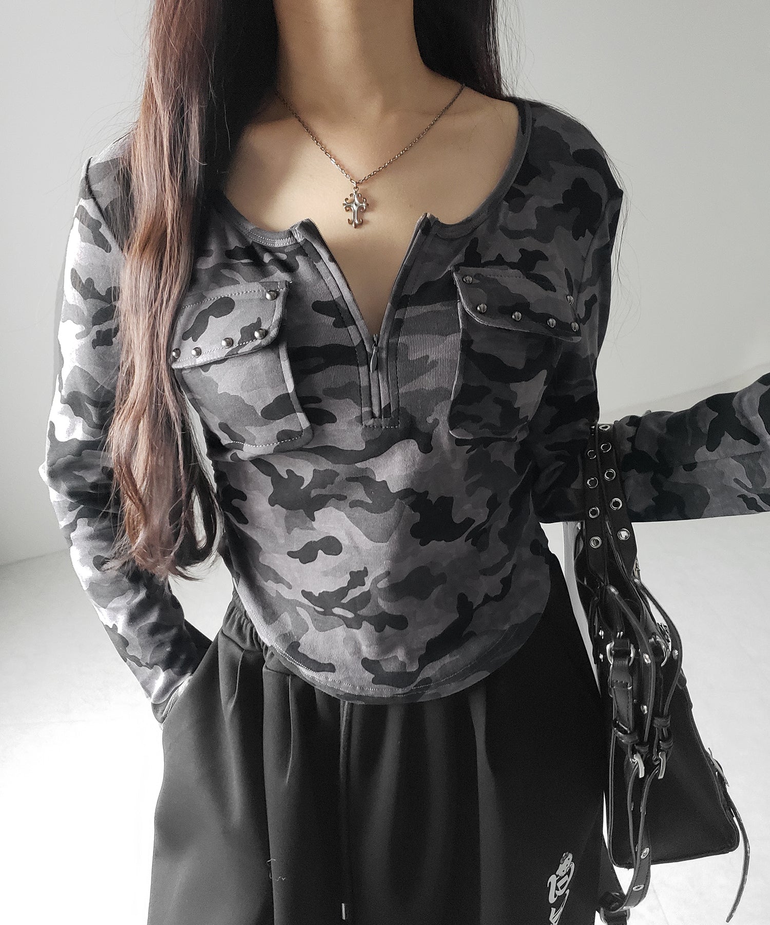 ヴィンテージカモフラアウトポケットジップロンT ／ vintage camouflage out pocket zip longsleeve T-shirt