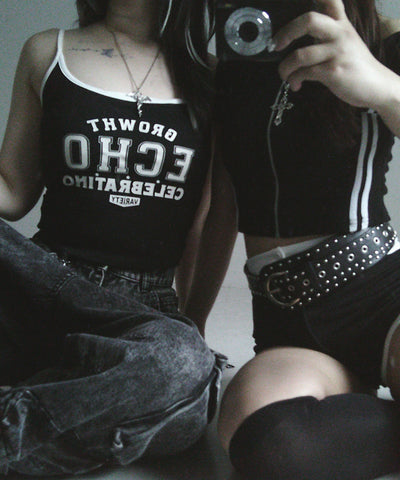 【 カップ付き 】フロントロゴプリントショートキャミソール ／ front logo print short camisole
