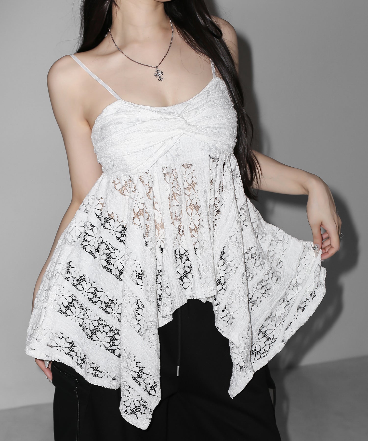 フロントリボンレースフレアキャミチュニック ／ front ribbon lace flare camisole tunic
