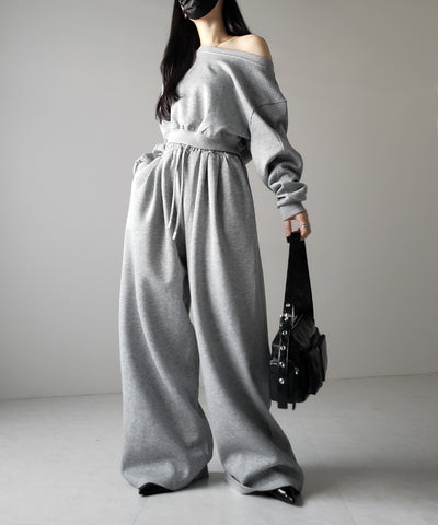 【 セットアップ 】ワンショルダーショートスウェットトップス ＋ タックワイドパンツ SET ／ off shoulder short sweat tops & tack wide pants SET