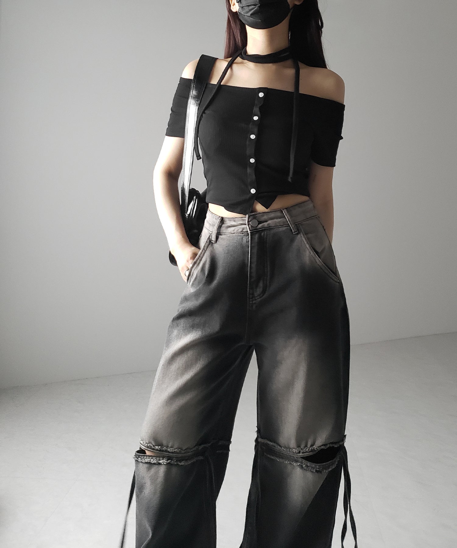 【 ４size ／ ２color 】カットアウトストラップヴィンテージルーズデニム ／ cutout strap vintage loose denim