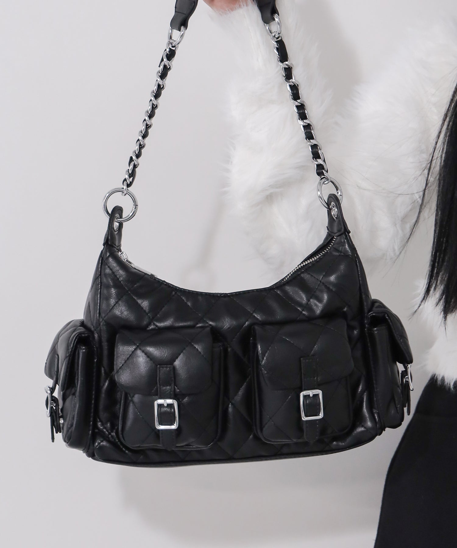 【 ２WAY 】アウトポケットキルティングチェーンショルダーバッグ ／ 2WAY out pocket quilting chain shoulder bag