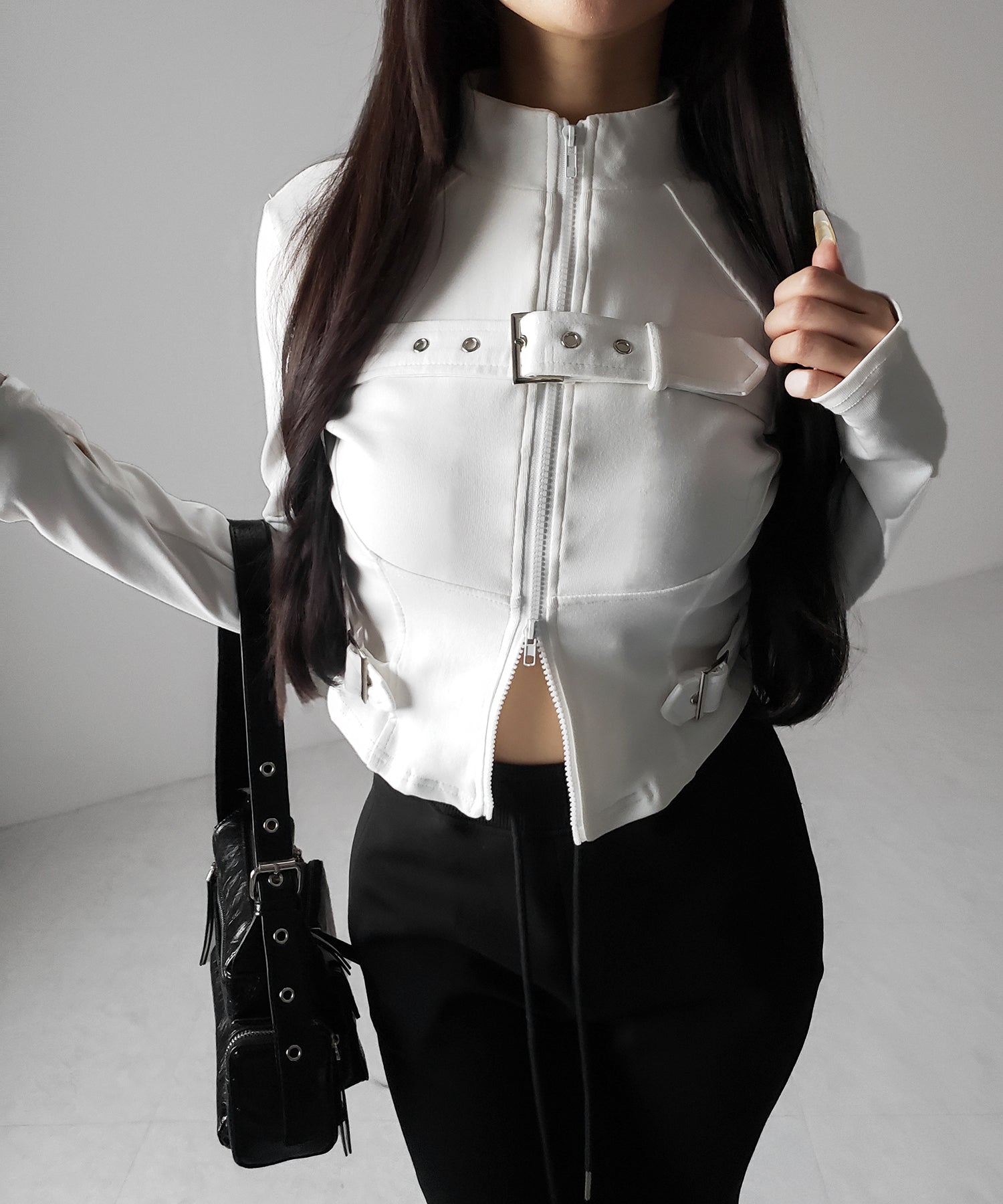 スタンドカラーベルテッドダブルジップスリムトップス ／ stand collar belted double zip slim tops