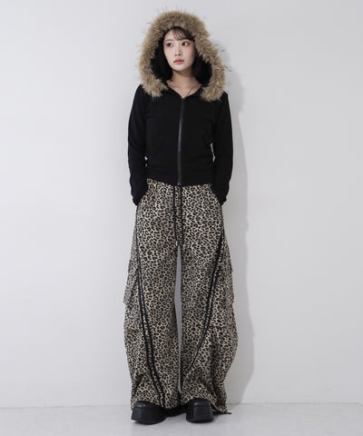 【 裾絞り可能２WAY 】レオパードヴィンテージサイドラインタックワイドスウェットパンツ ／ leopard vintage side line tuck wide sweatpants