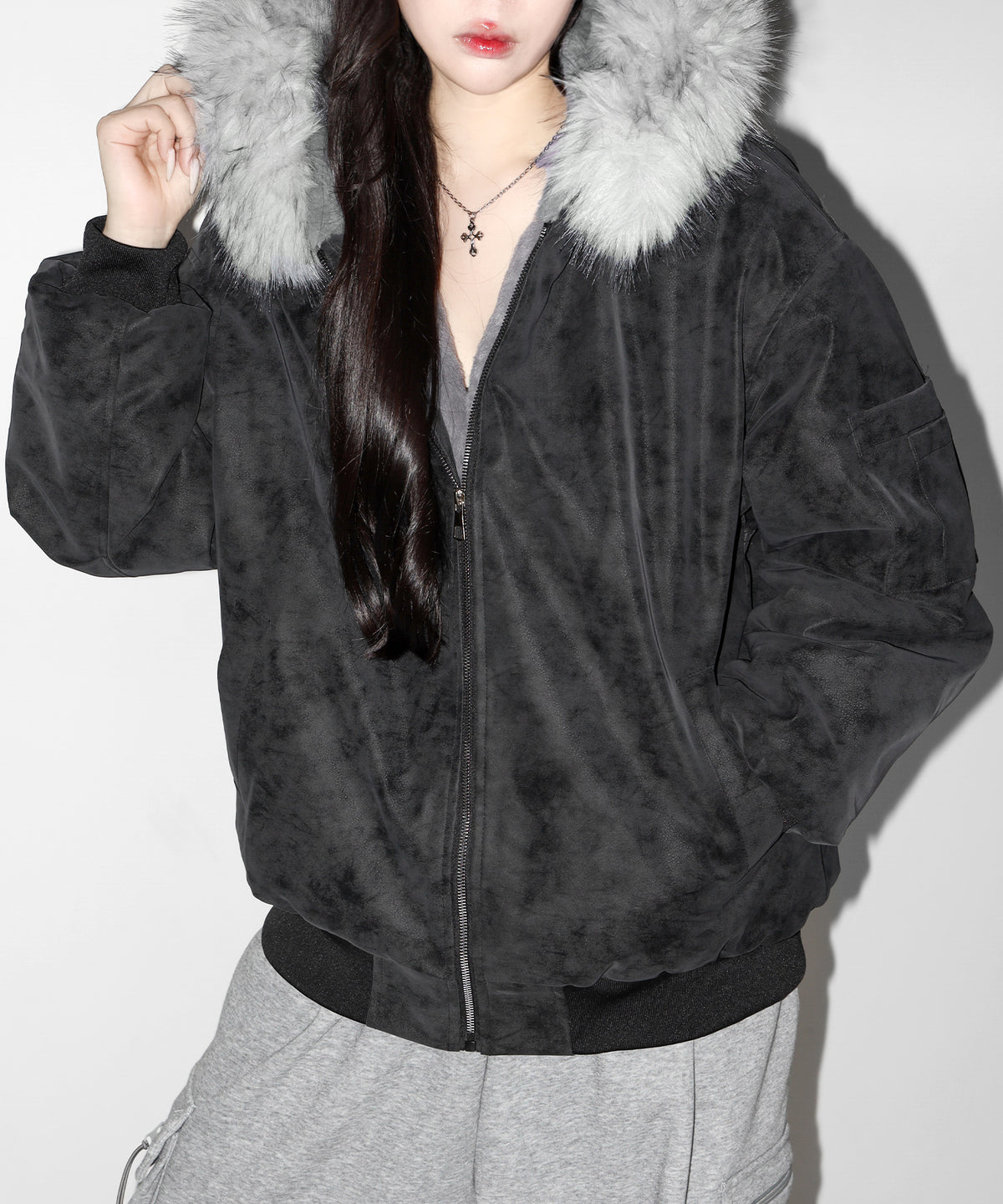 ファーフードヴィンテージフェイクレザーオーバーブルゾン ／ fur hooded vintage fake leather over blouson