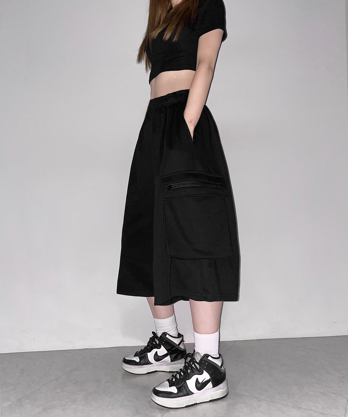 タックワイドカーゴスウェットハーフパンツ / tuck wide cargo sweat half pants