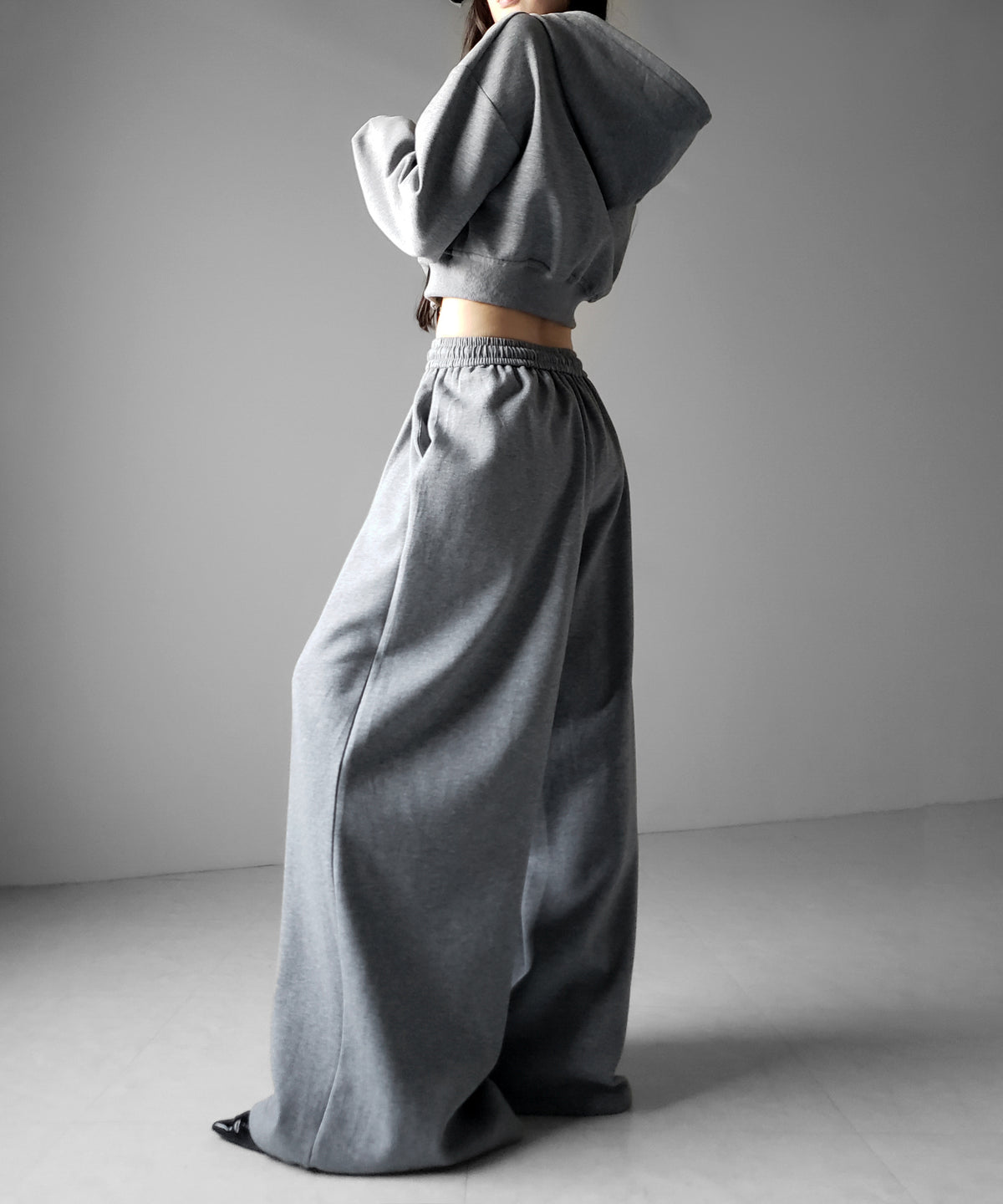 【 セットアップ 】ダブルジップショートパーカー ＋ タックワイドスウェットパンツ SET ／ double zip short hoodie + tuck wide sweat pants SET