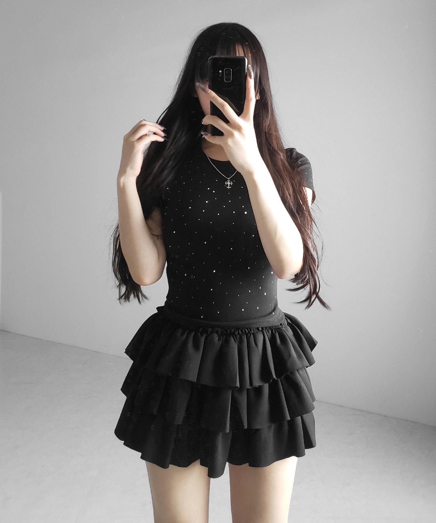 ラインストーン半袖タイトＴシャツ ／ Rhinestone short sleeve tight T-shirt