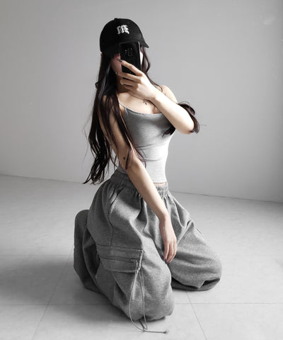 【 カップ付き 】スクエアネックストラップスリムキャミソール ／ square neck strap slim camisole