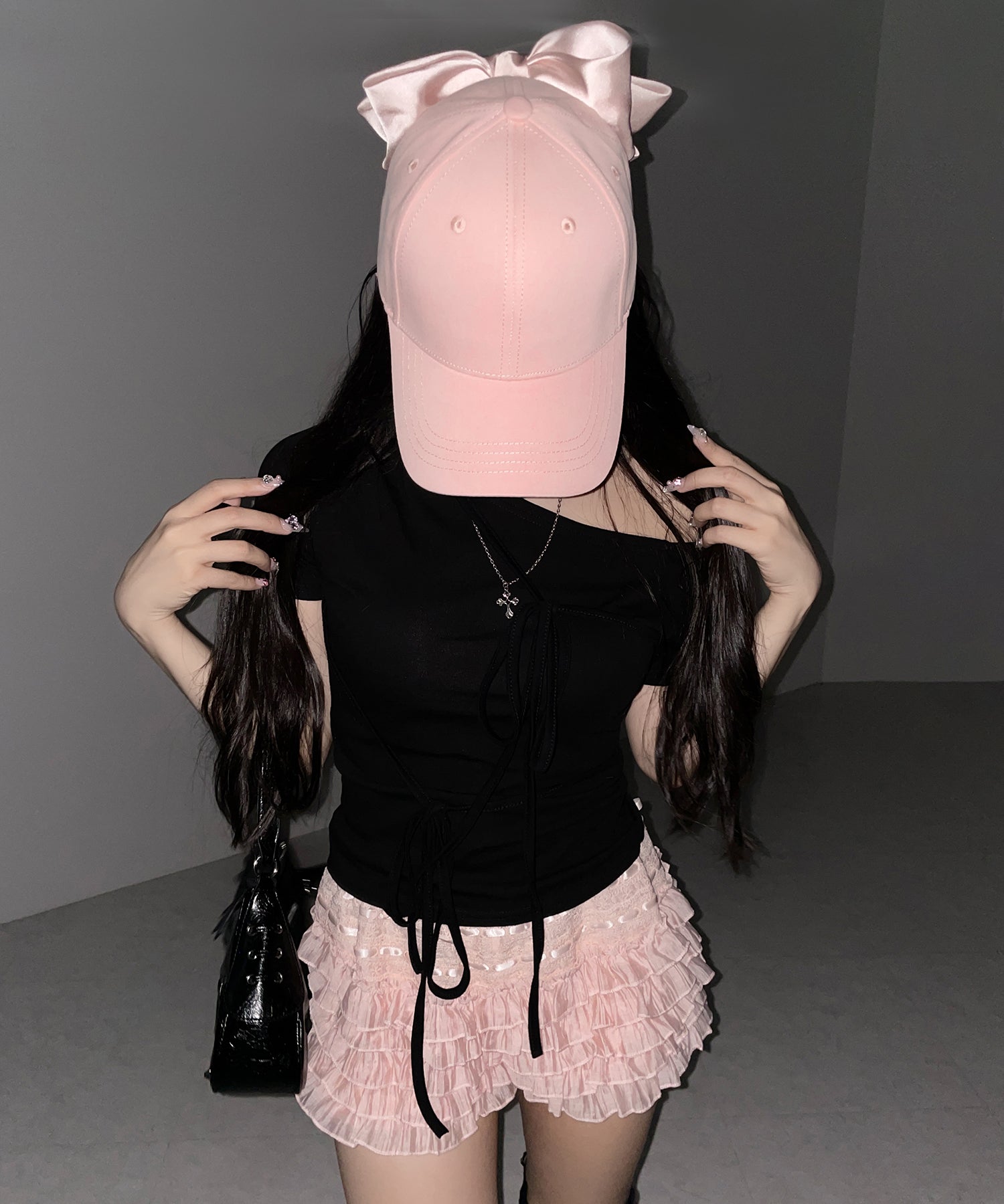シアーフリルレースショートパンツ ／ Sheer frill lace shorts