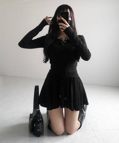 【 ３color ／インナーパンツ裏地付 】ハイウエストカットフレアミニスカート ／ High waist cut flare mini skirt