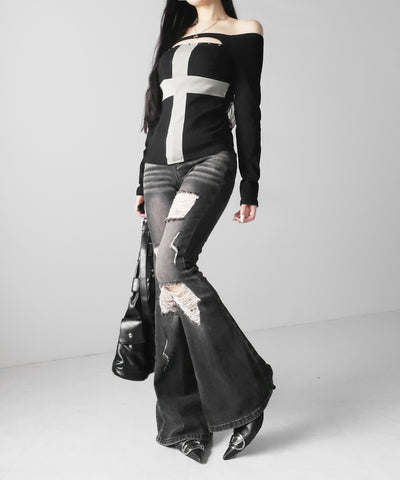 十字架クロスデザインカットアウトオフショルスリムトップス ／ cross design cutout offshoulder slim tops