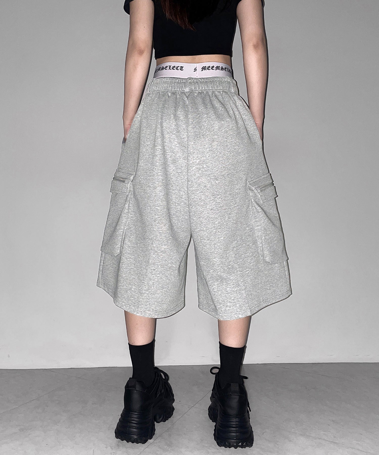 【 ２color 】タックワイドカーゴスウェットハーフパンツ / tuck wide cargo sweat half pants