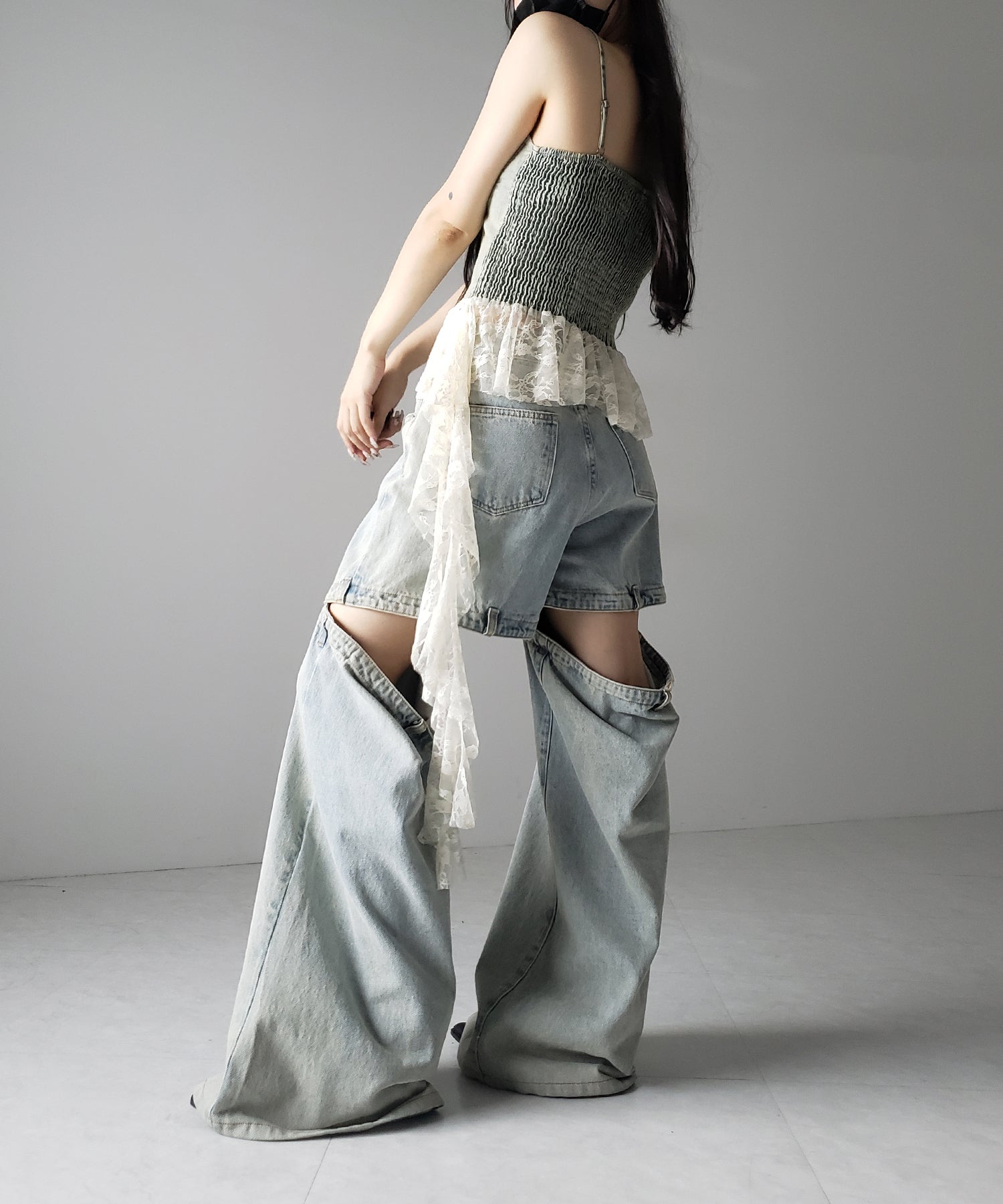 【 ２color 】ヴィンテージライクレースフリルデニムビスチェ ／ vintage like lace frill denim bustier