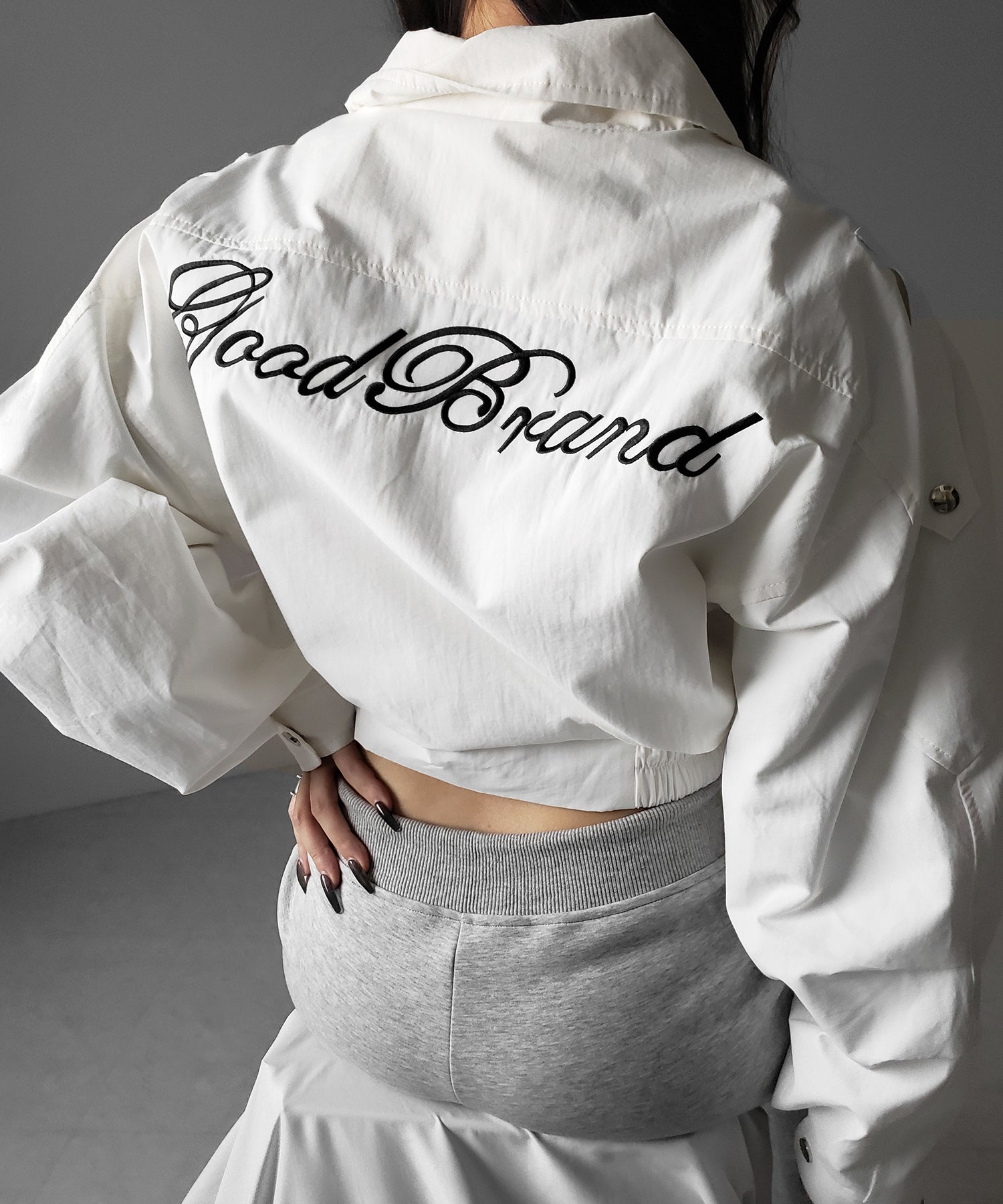 レタリングバックロゴスタンドカラーショートブルゾン ／ lettering back logo stand collar short blouson