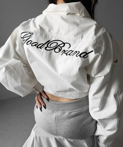 レタリングバックロゴスタンドカラーショートブルゾン ／ lettering back logo stand collar short blouson