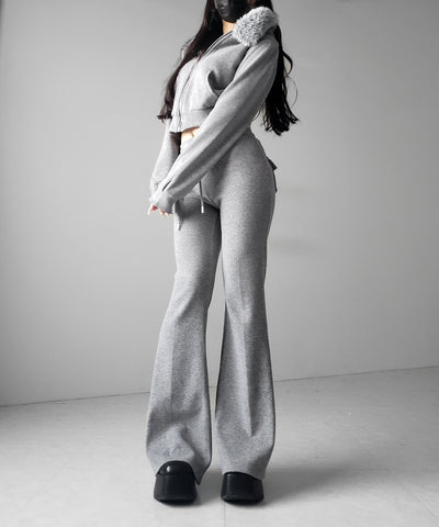 【 セットアップ 】ファーフードショートパーカー＆スウェットフレアパンツ ／ Fur short hoodie ＆ sweat flare pants SETUP