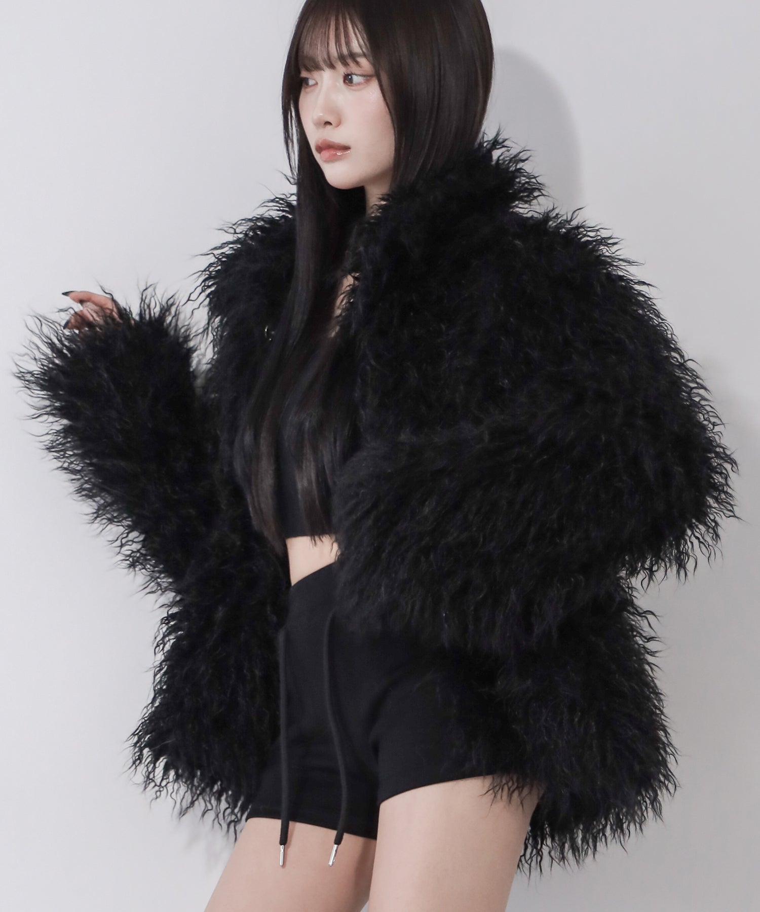 シャギーフェイクファーレディミドルコート ／ shaggy fake fur lady