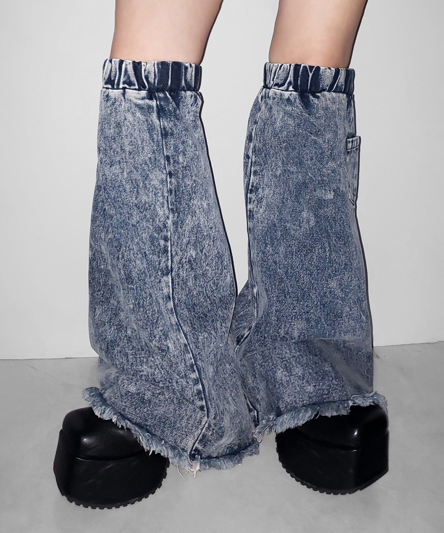 【 セットアップ着用可能 】ヴィンテージケミカルブリーチデニムレッグカバー ／ vintage chemical bleach denim leg cover