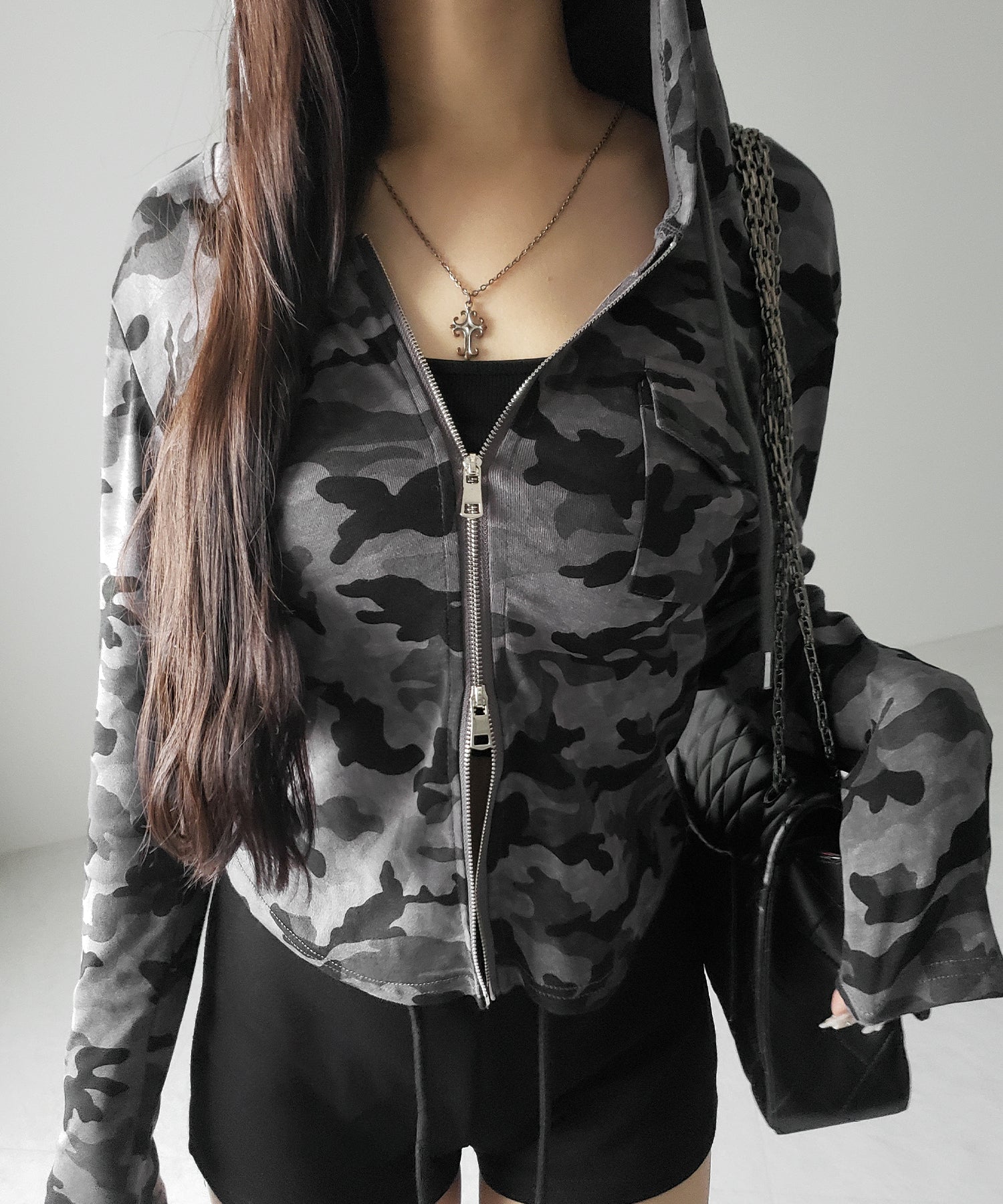 ヴィンテージカモフラダブルジップカットパーカー ／ vintage camouflage double zip cut hoodie