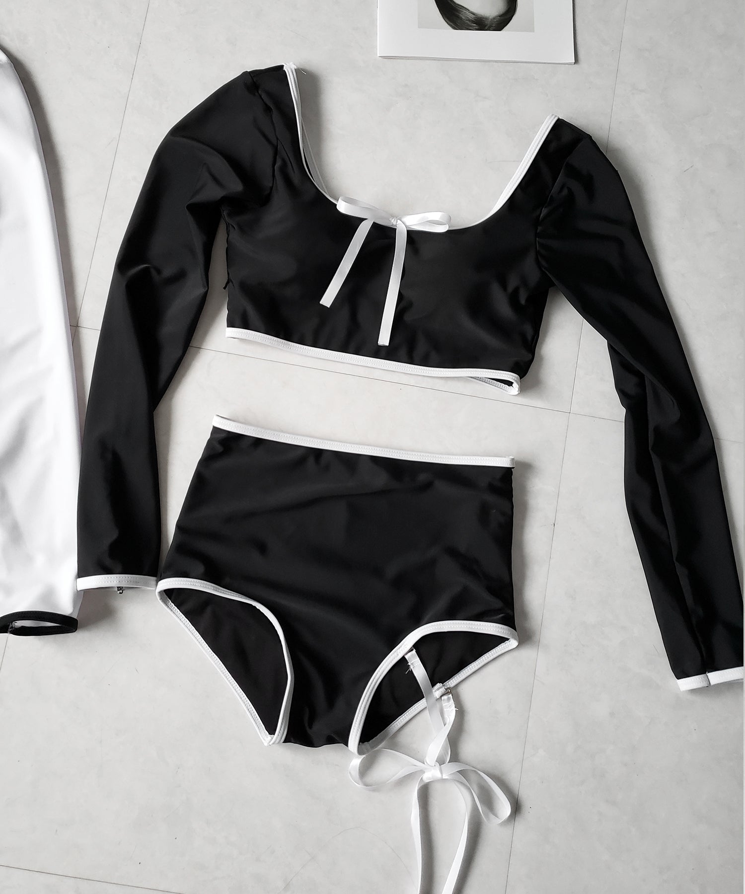 【 レディース水着／２点セット 】フロントリボンモノトーンハイウエストビキニ ／ front ribbon monotone high waist bikini