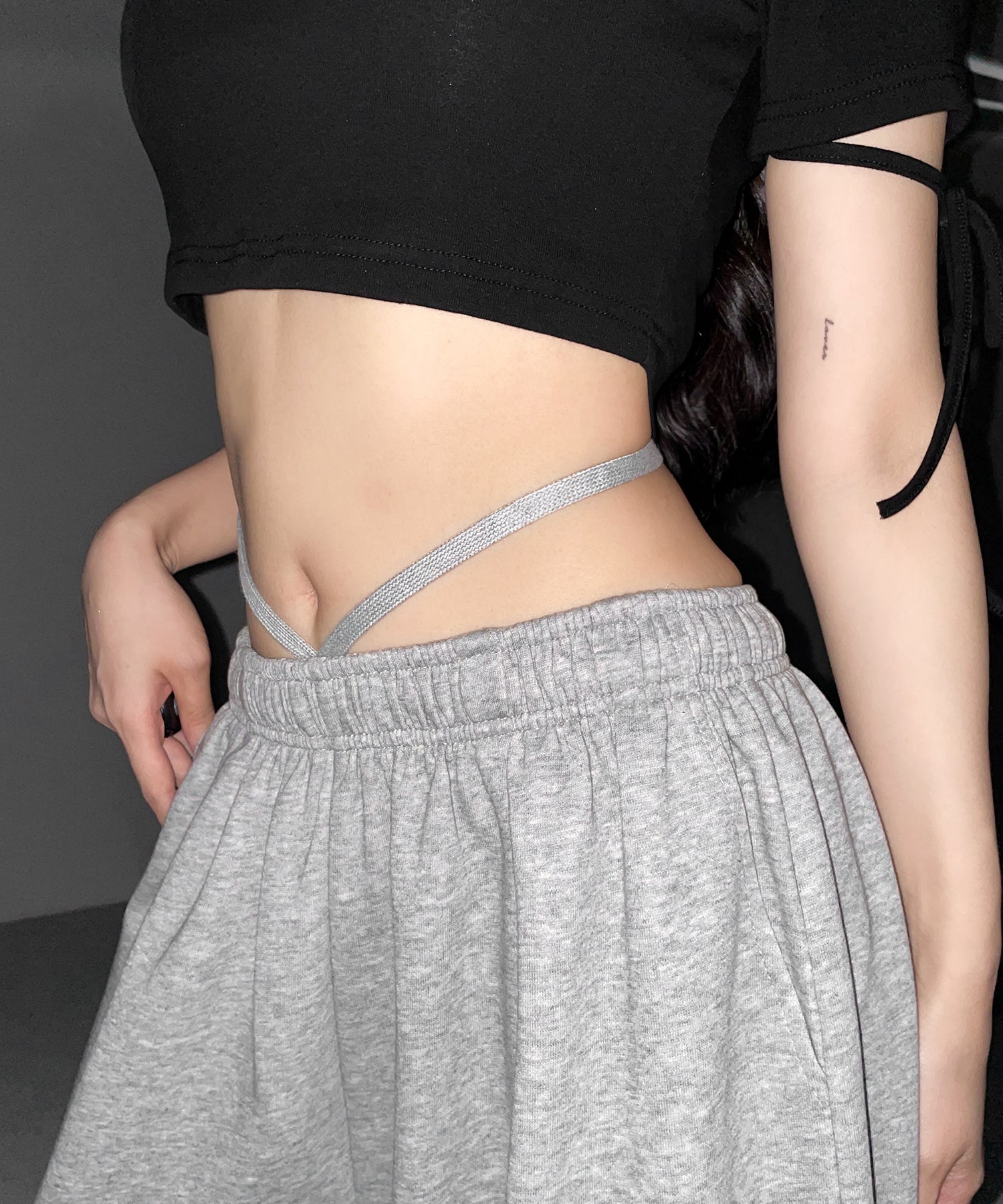ウエストストリングタックワイドスウェットパンツ ／ waist string tack wide sweat pants