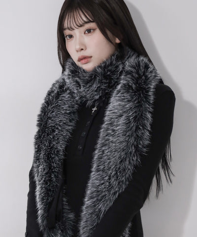 フェイクファーボリュームロングマフラー ／ fake fur volume long muffler