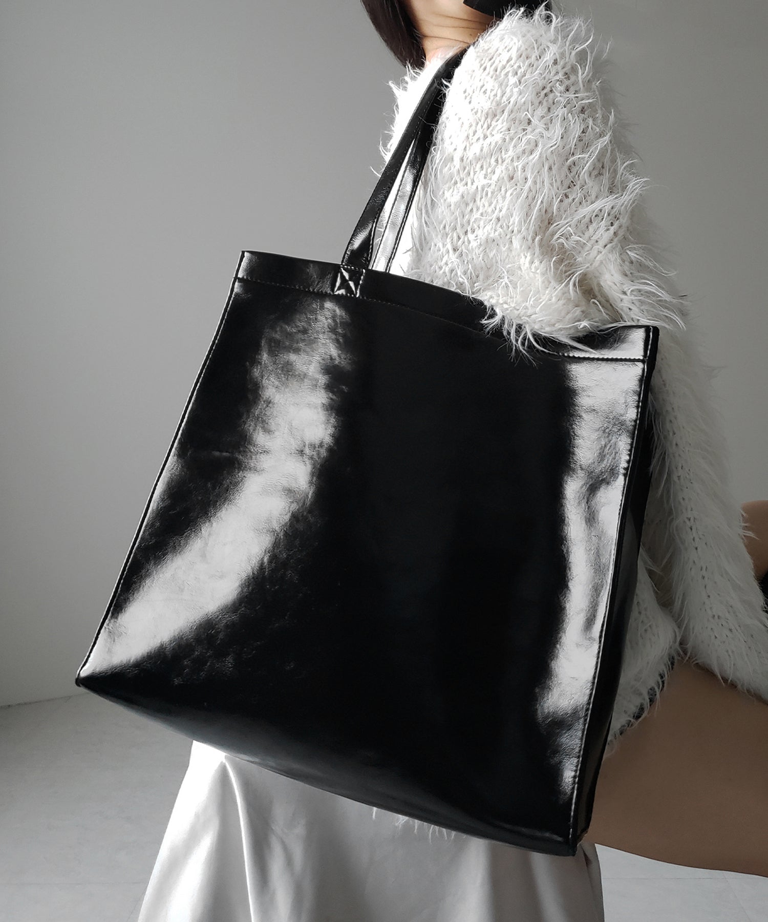 【 ２color ／ 大容量 】フェイクレザービッグスクエアトートバッグ ／ fake leather big square tote bag