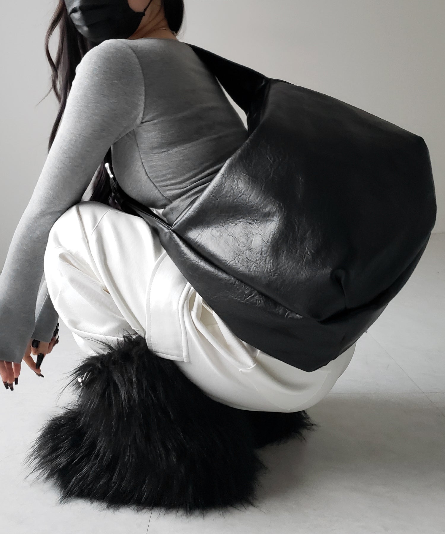【 ２WAY ／ A4収納可 】ハトメデザインベルテッドワンハンドルショルダーバッグ ／ Eyelet design belted onehandle shoulder bag