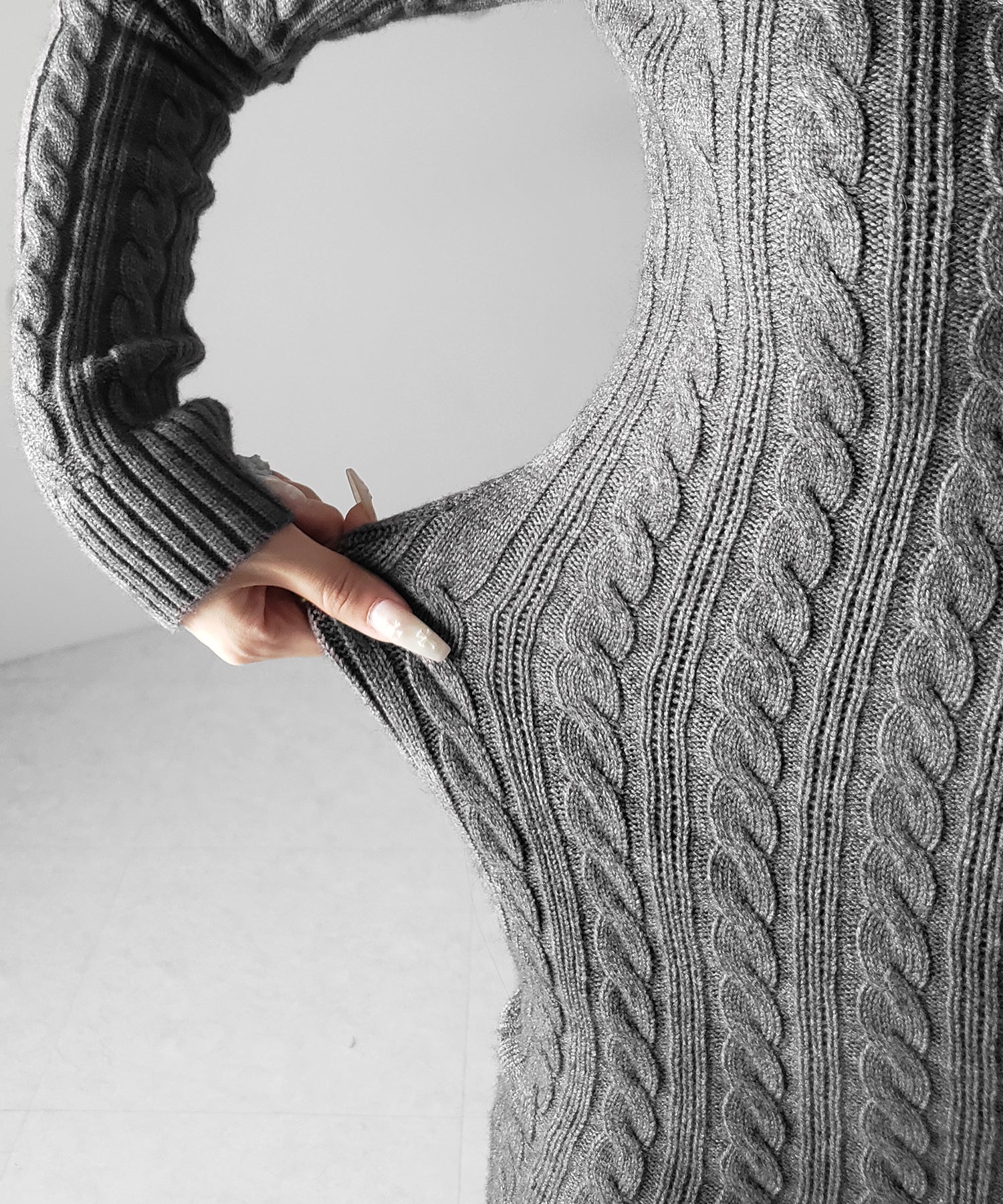 ファーフーディレースアップレディニットミニワンピース ／ fur hoodie lace up lady knit mini onepiece